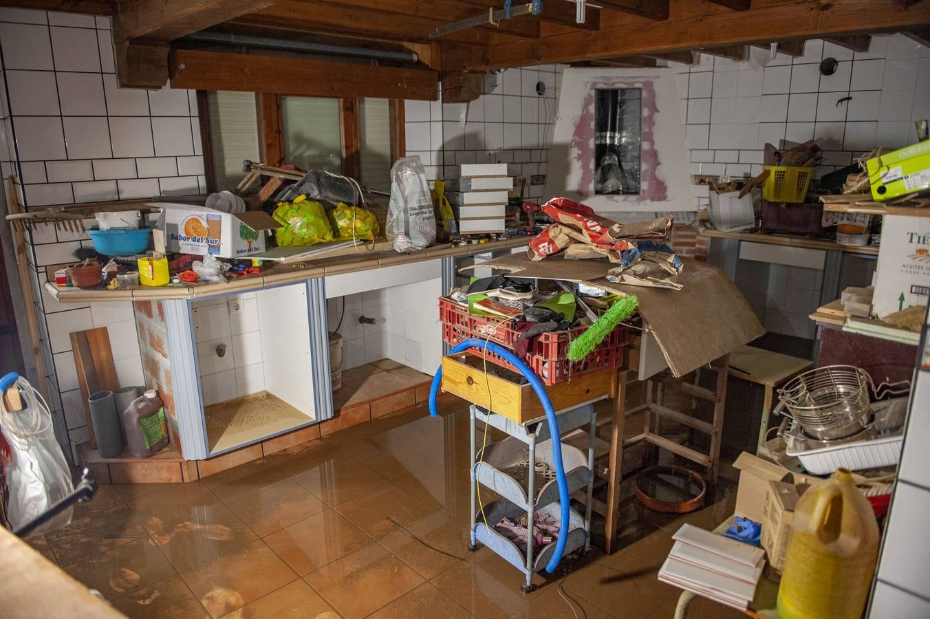 Vivienda inundada en Treceño.