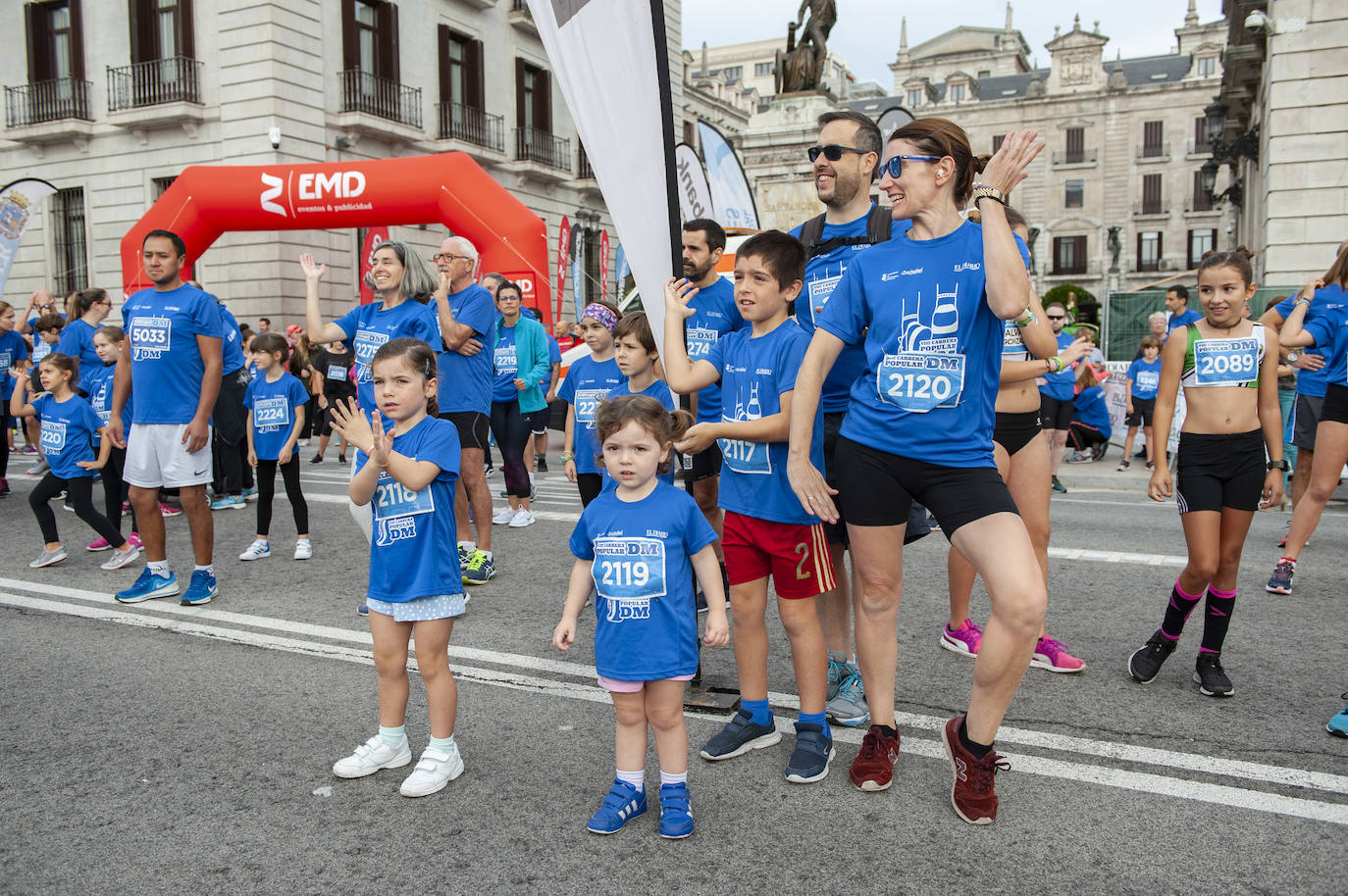 La salida de la carrera de 2 kilómetros. 