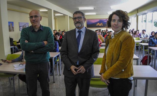 La CEOE acerca a las aulas de la región la industria sostenible de Cantabria