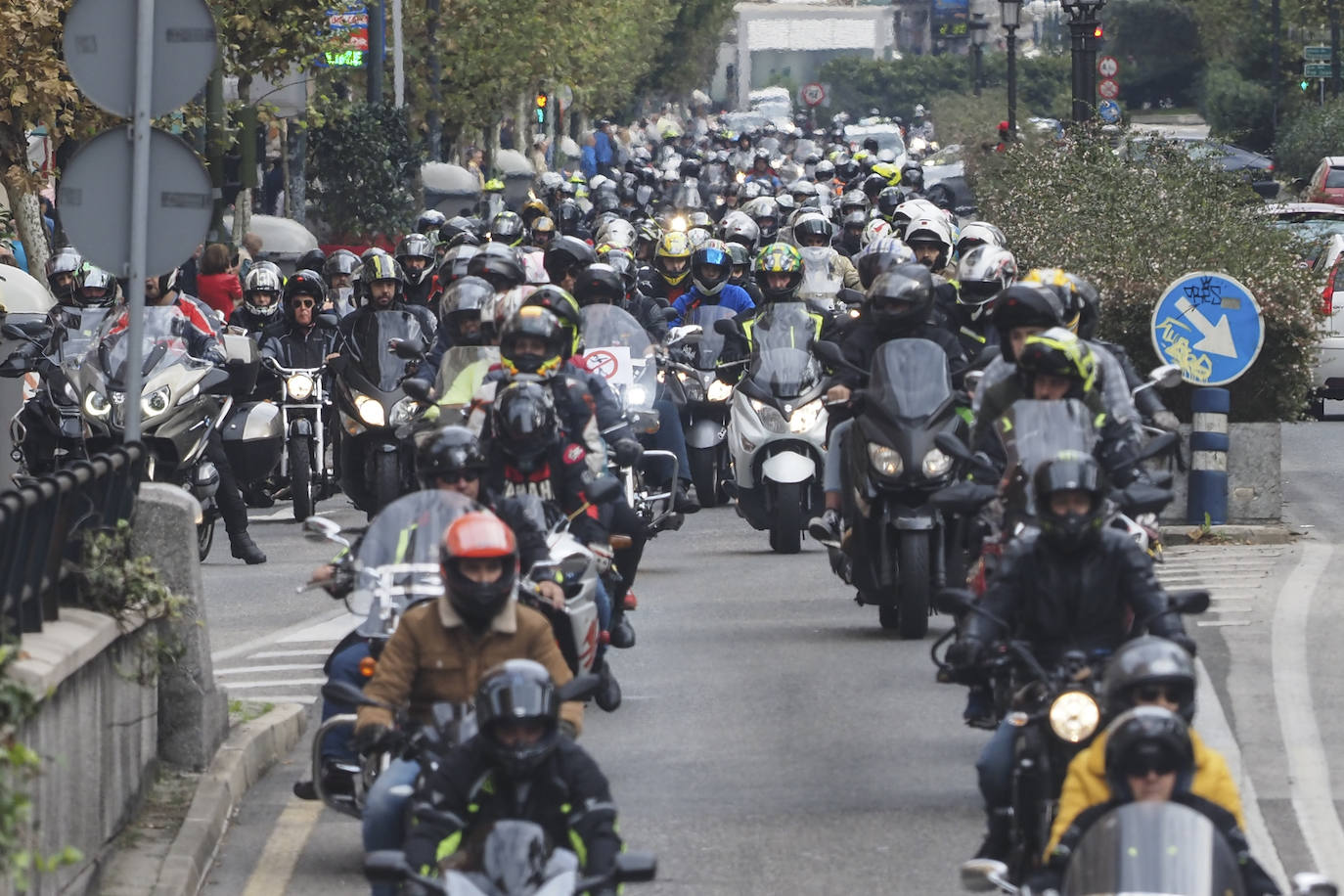 Fotos: La congregación de motoristas en Santander