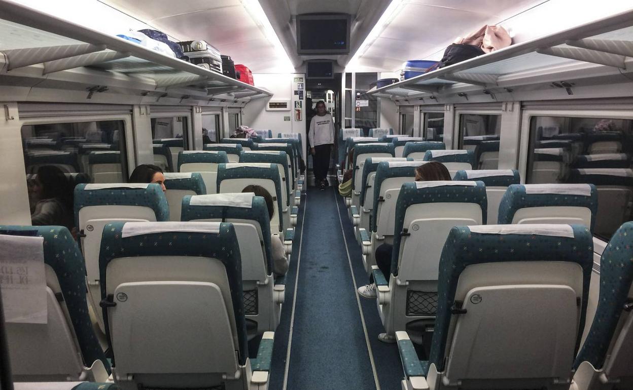 Renfe refuerza las conexiones entre Cantabria y Madrid por la festividad de Todos los Santos
