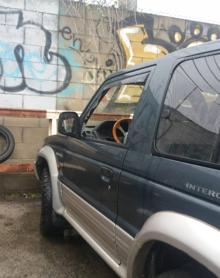 Imagen secundaria 2 - Otros coches 'reventados'.