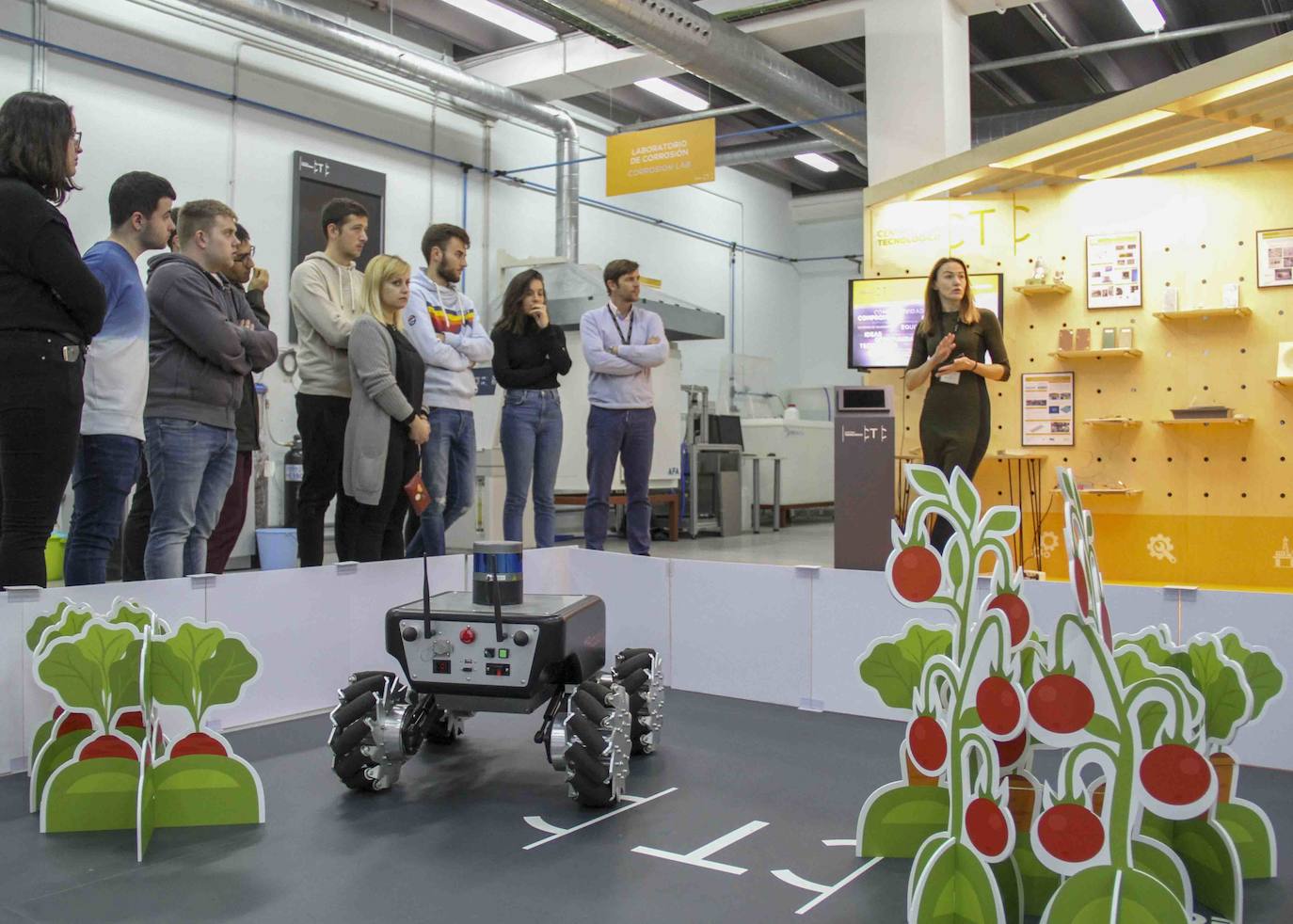 Fotos: Visita de IES Cantabria a Centro Tecnológico CTC, su mentor de STARTinnova