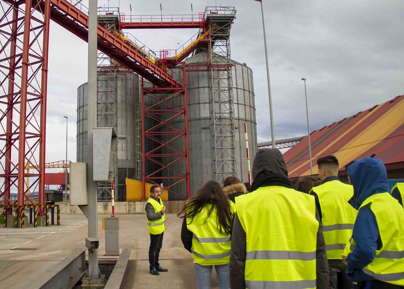 Fotos: Visita de IES Las Llamas a Grupo GOF