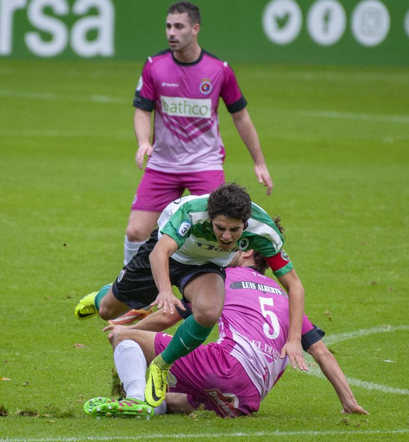 Fotos: El Rayo Cantabria gana a la Gimnástica el derbi en El Sardinero