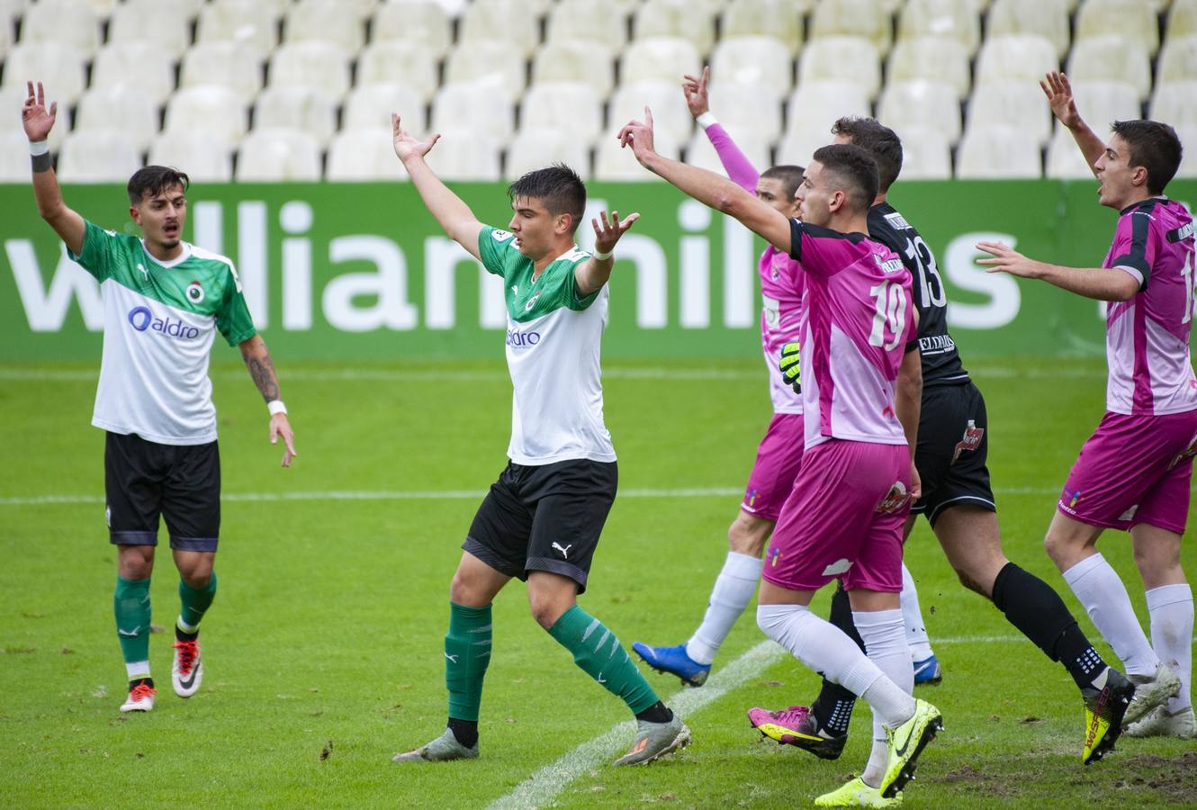 Fotos: El Rayo Cantabria gana a la Gimnástica el derbi en El Sardinero