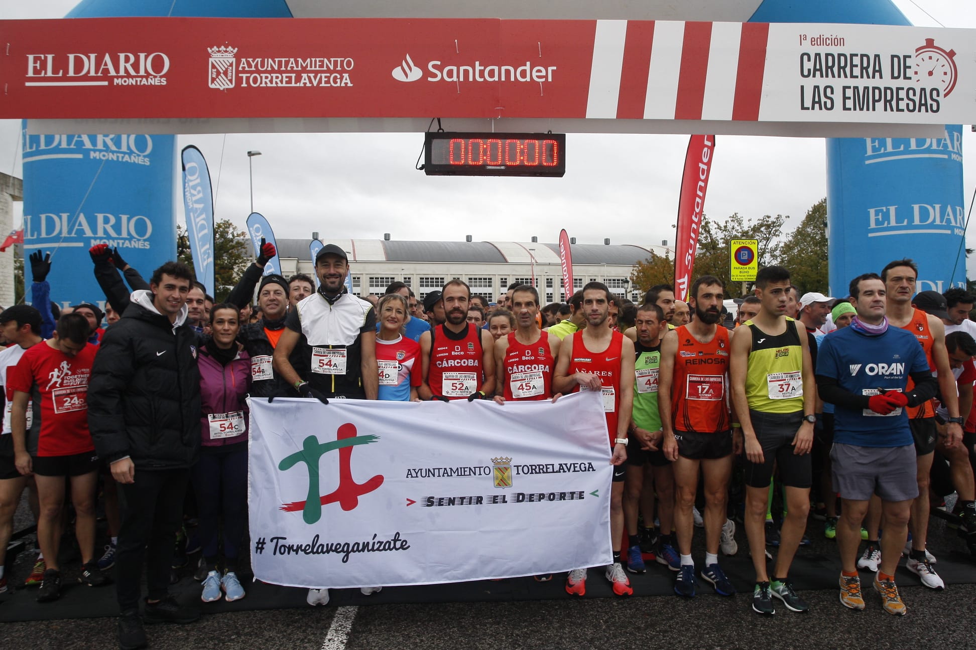 Torrelavega acoge la primera edición de la Carrera de las Empresas que organiza El Diario Montañés.