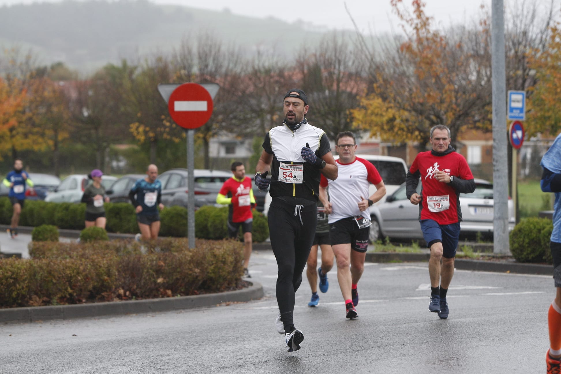 Torrelavega acoge la primera edición de la Carrera de las Empresas que organiza El Diario Montañés.