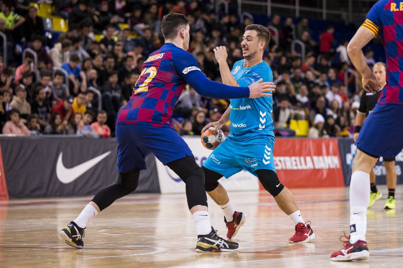 Fotos: Dura derrota del Liberbank Cantabria Sinfín ante el Barça