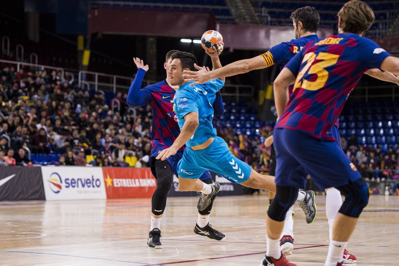 Fotos: Dura derrota del Liberbank Cantabria Sinfín ante el Barça