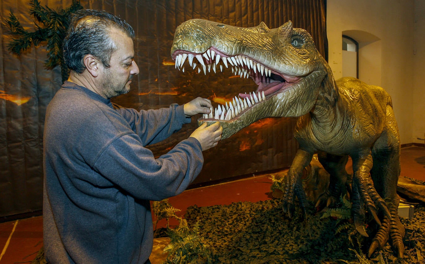 La exposición es un viaje al pasado que permitirá descubrir increíbles esqueletos, aterradores depredadores carnívoros y grandes herbívoros pacíficos