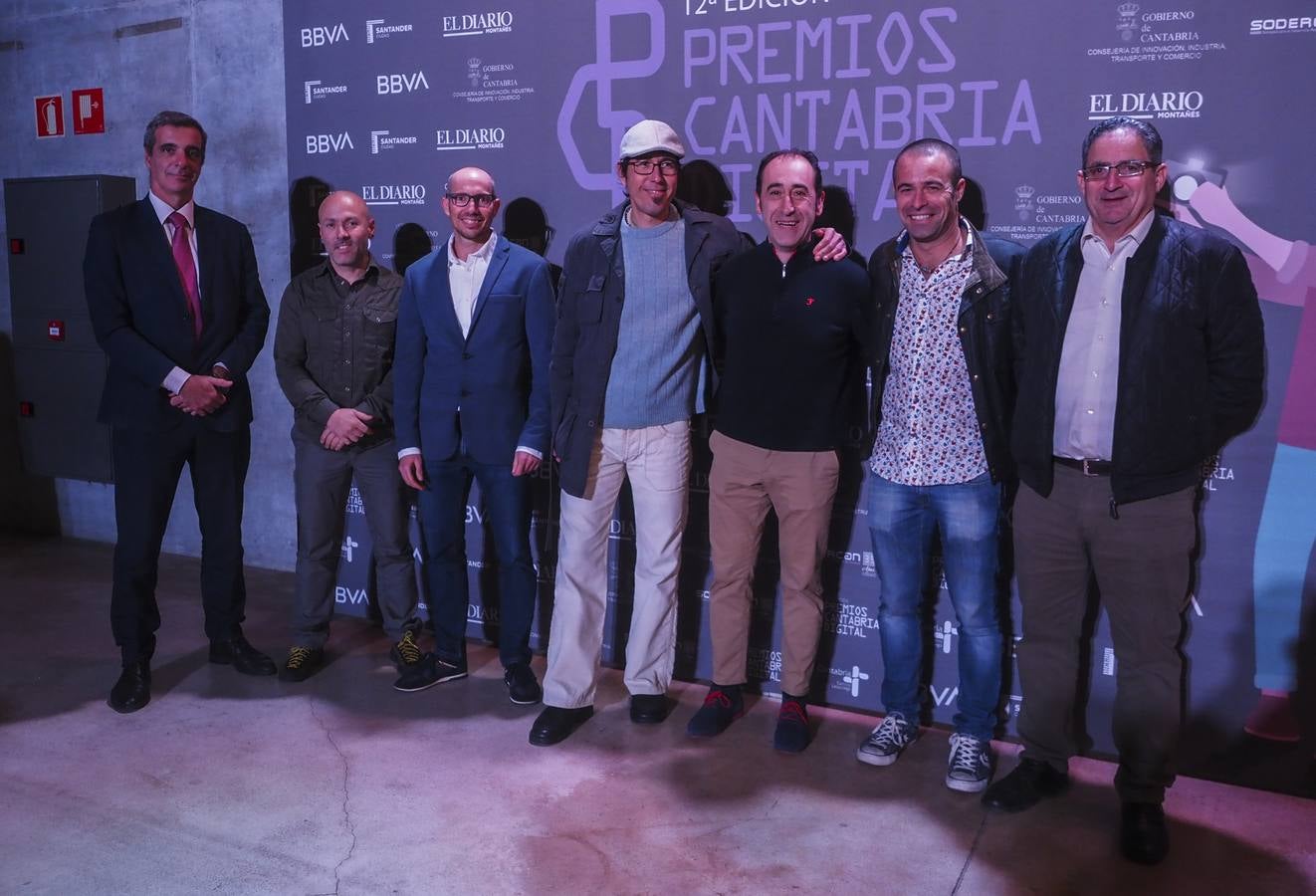 Fotos: Asistentes a la gala de entrega de los Premios Cantabria Digital de  El Diario Montañés | El Diario Montañés
