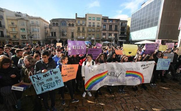 Manifestación tras la muerte de Kelly.