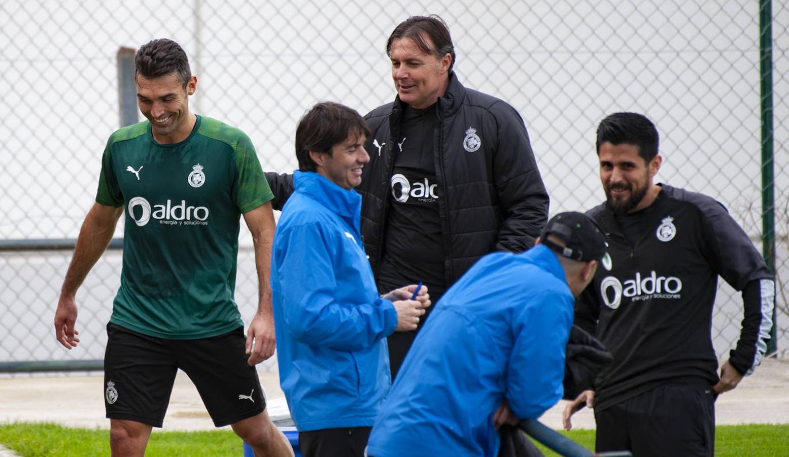 Fotos: El Racing, con la mirada puesta en Elche