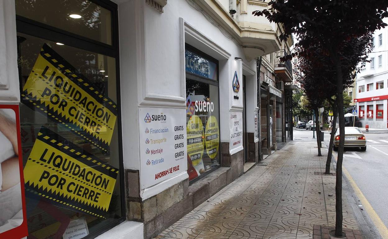 Innovación destinará 40.000 euros más para revitalizar el comercio de Torrelavega