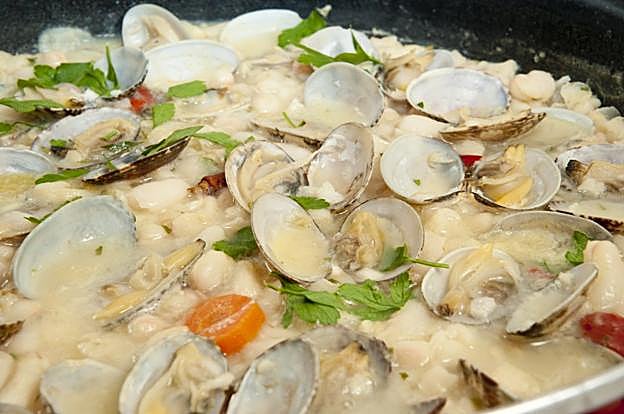 'Las recetas de Cantabria en la mesa' regresan a la cocina tradicional