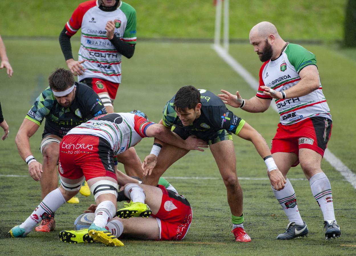 Fotos: Las mejores imágenes del Bathco Rugby - Club Hernani