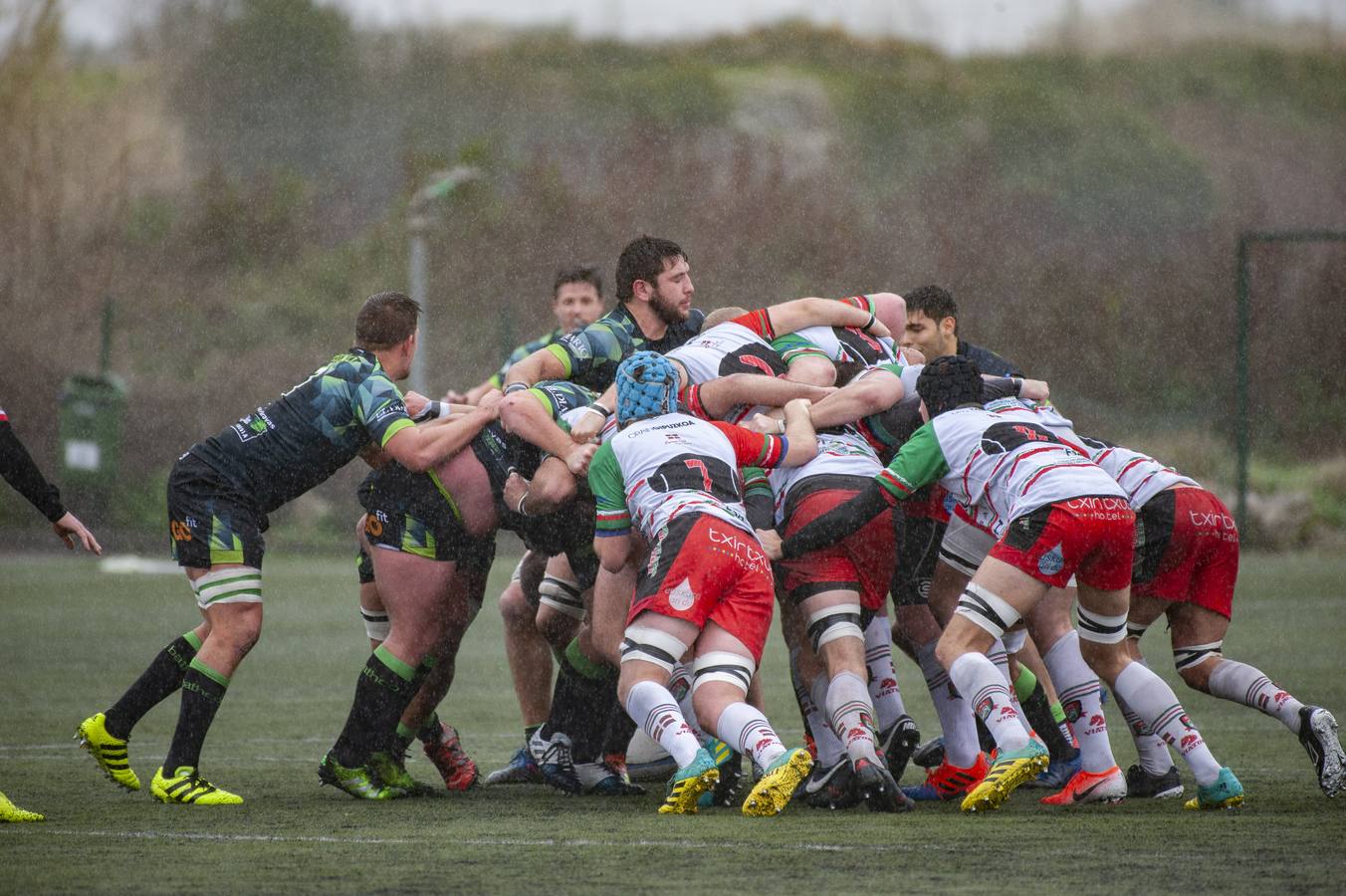 Fotos: Las mejores imágenes del Bathco Rugby - Club Hernani