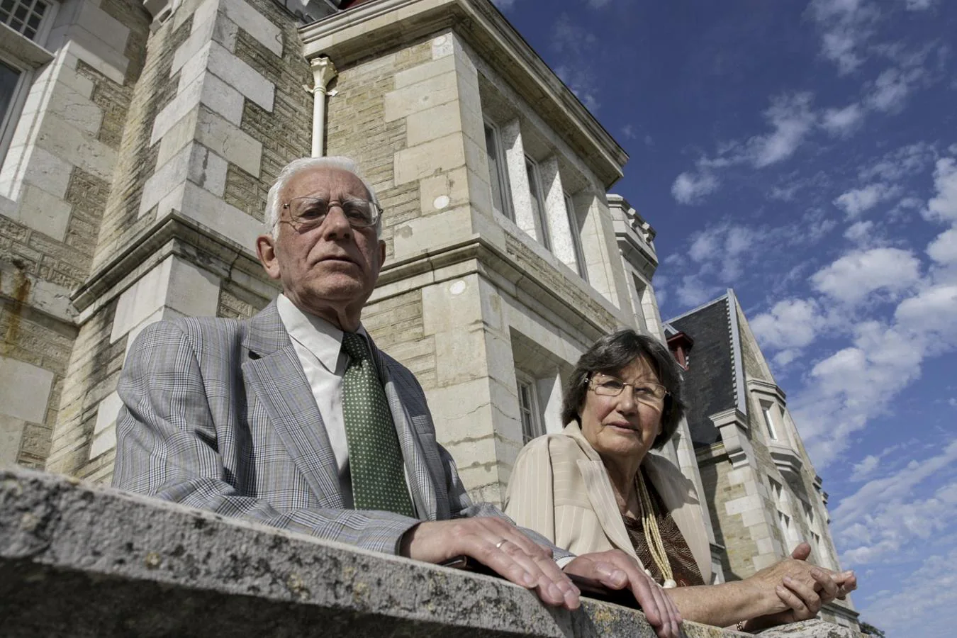 Agosto de 2008. Benito Madariaga y su esposa Celia Valbuena, en la UIMP.