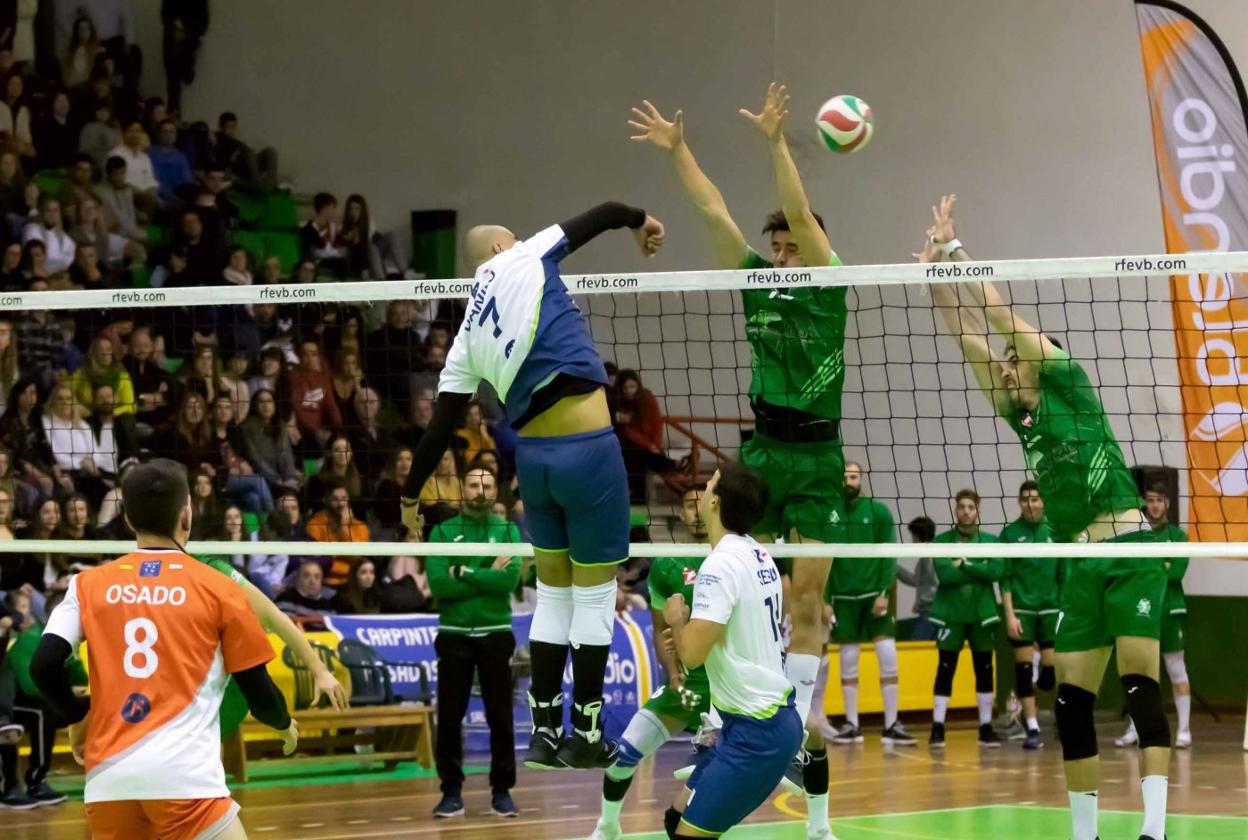 El Textil, en un lance de esta temporada.