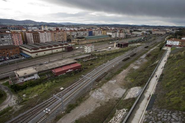 Vista general del espacio ferroviario, cuyo uso se decidirá a través de mesas de participación ciudadana.