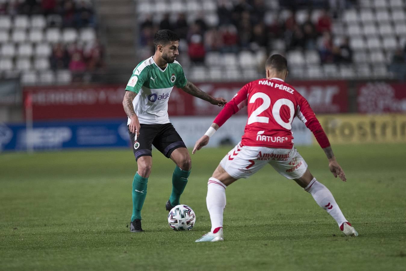 El Racing ofrece una pobre imagen en Murcia y cae derrotado también en Copa del Rey. Los menos habituales tampoco aprovecharon su oportunidad frente a un rival de Segunda B que se tomó más en serio la competición