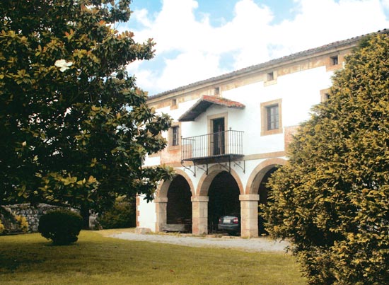 Casona de los Agüero, de principios del siglo XVII.