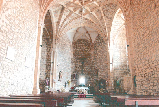 Interior de la iglesia parroquial de San Mamés.