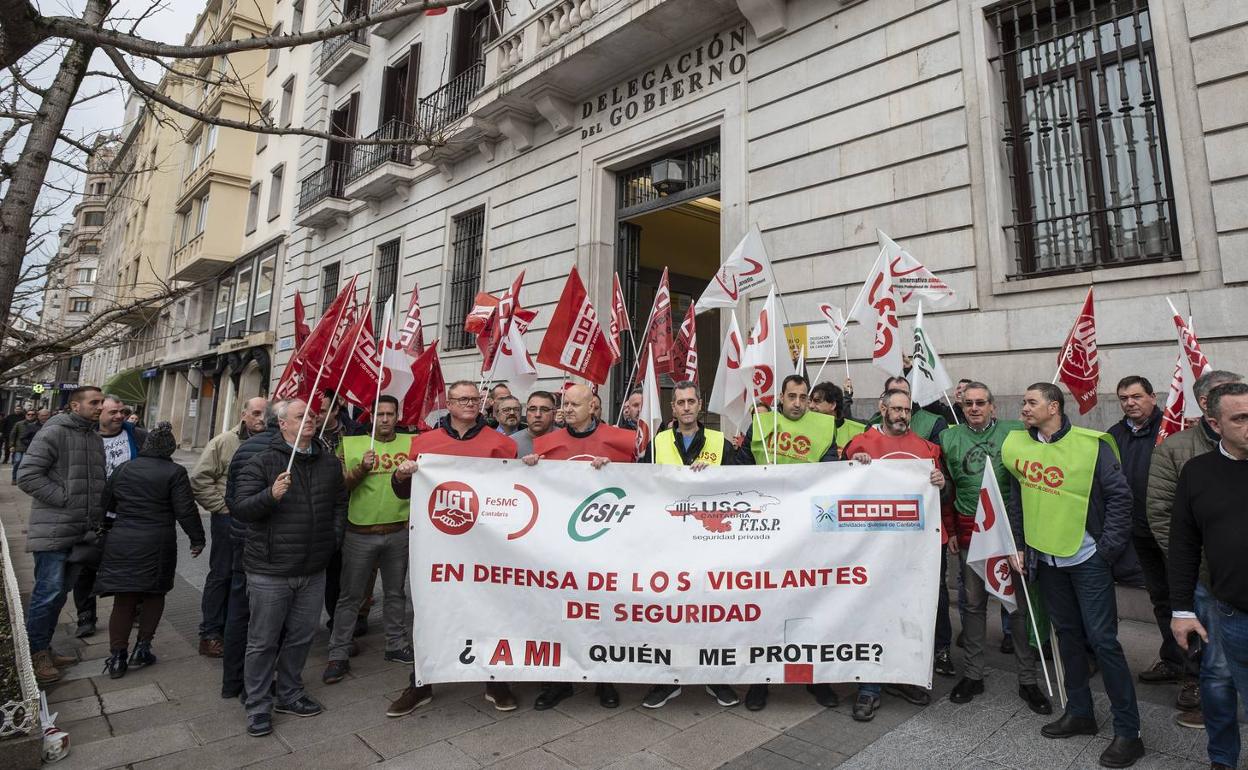 Los vigilantes de seguridad piden protección jurídica y medidas frente agresiones