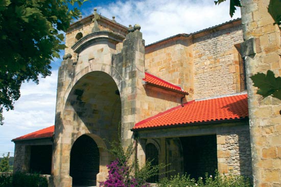 Iglesia de San Félix de Anero.