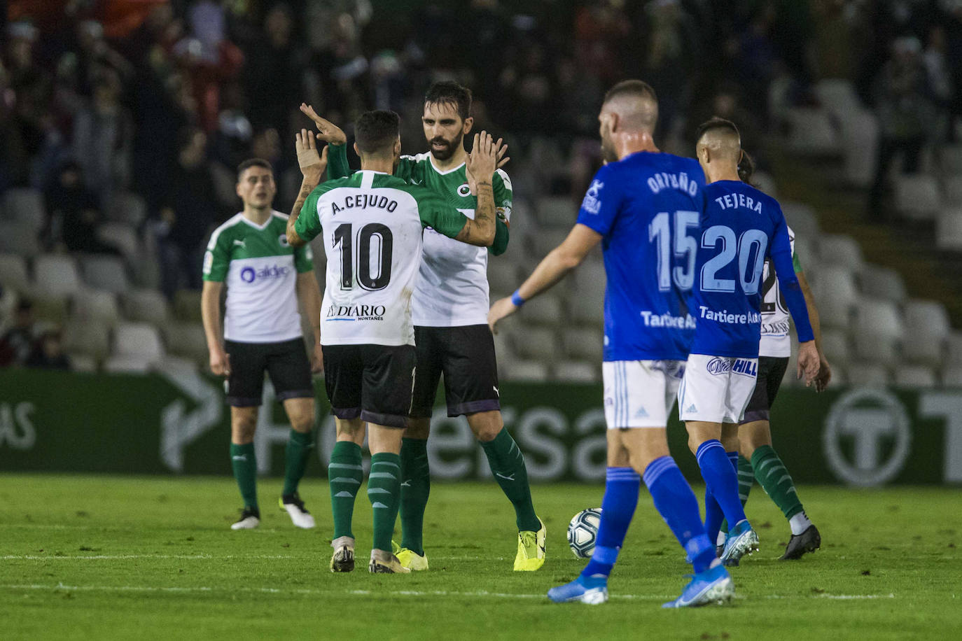 Fotos: Los momentos del Racing-Oviedo