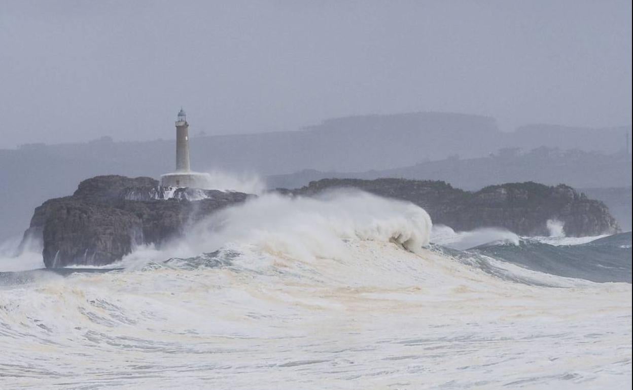 Cantabria, en alerta por viento y oleaje todo el fin de semana