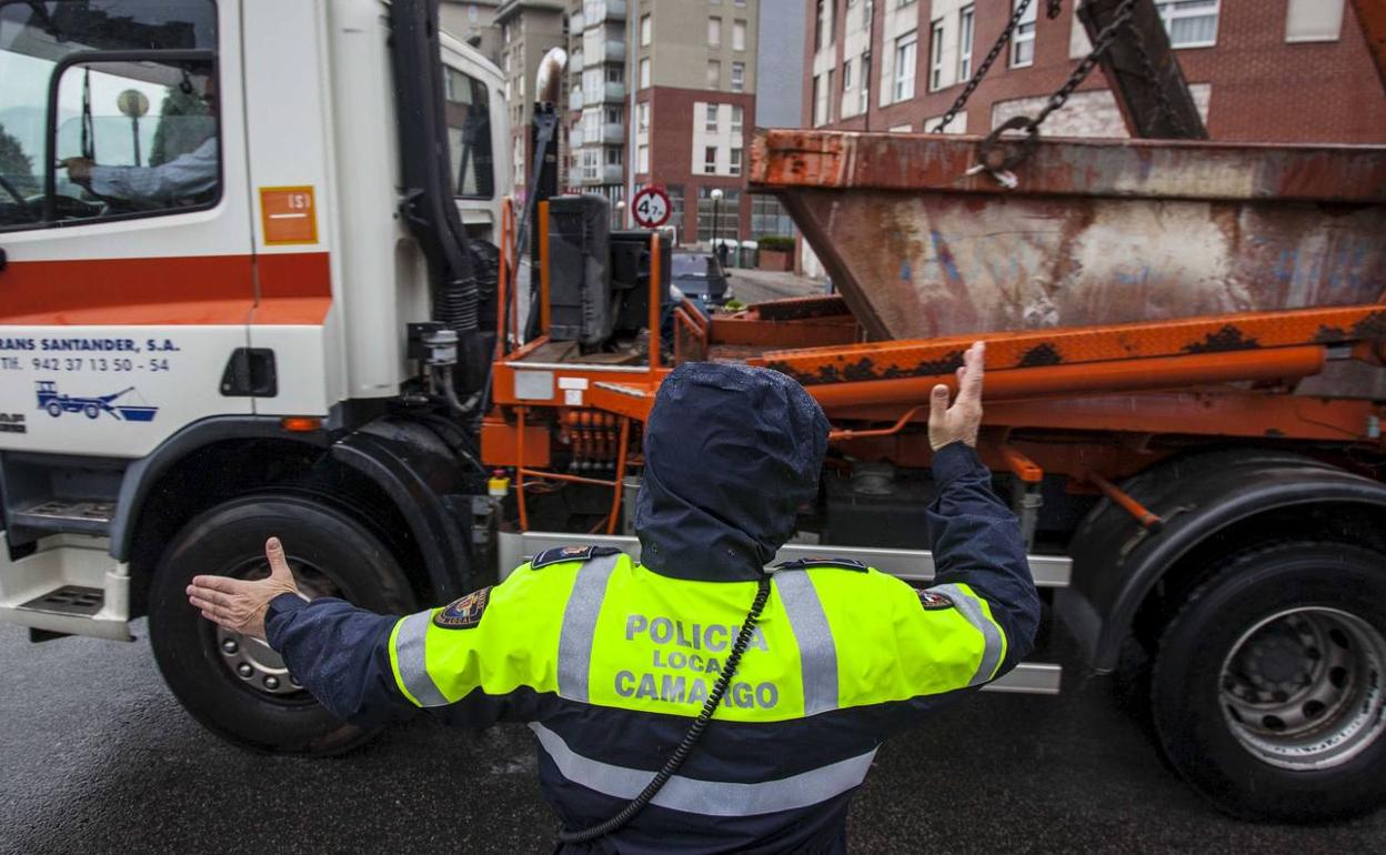 El PP de Camargo insta a la alcaldesa a resolver el conflicto salarial con la Policía Local