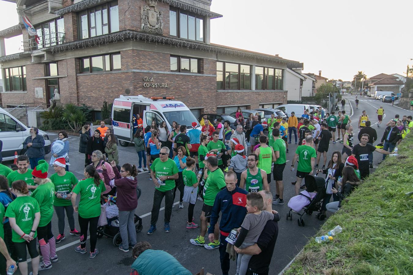 Fotos: Solidariada a zancadas