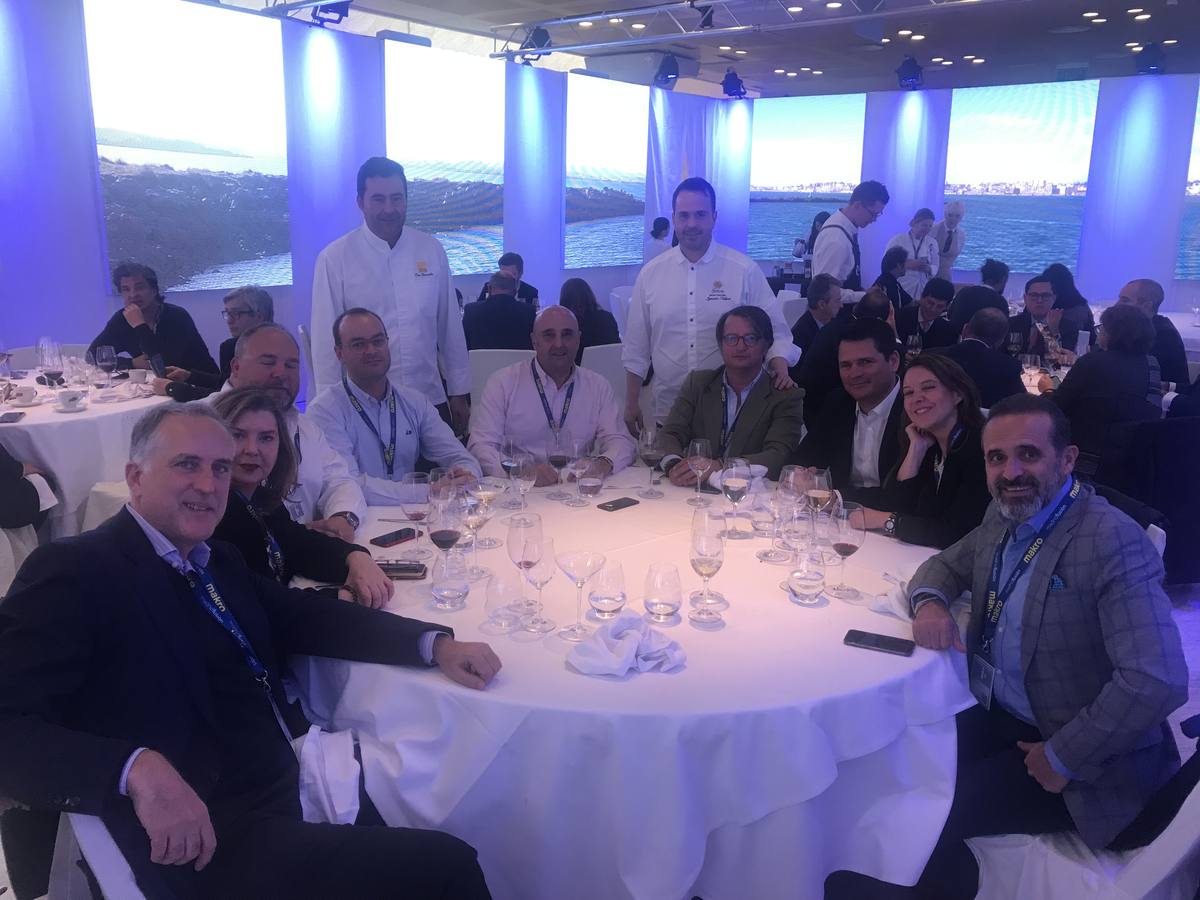 Invitados en el comedor de Cantabria Infinita en la pasada edición de Madrid Fusión.