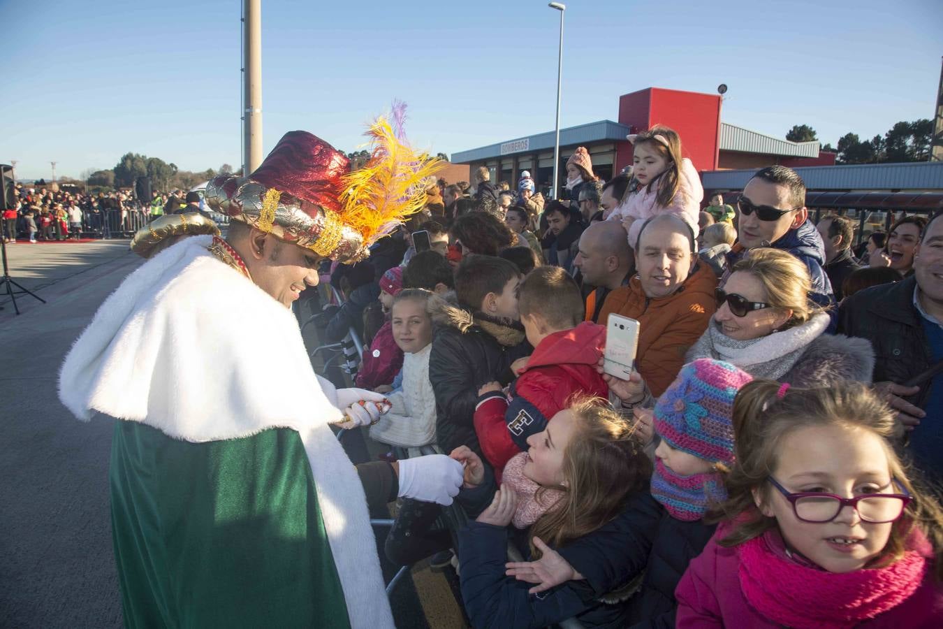 Los Reyes Magos llegan a Camargo.