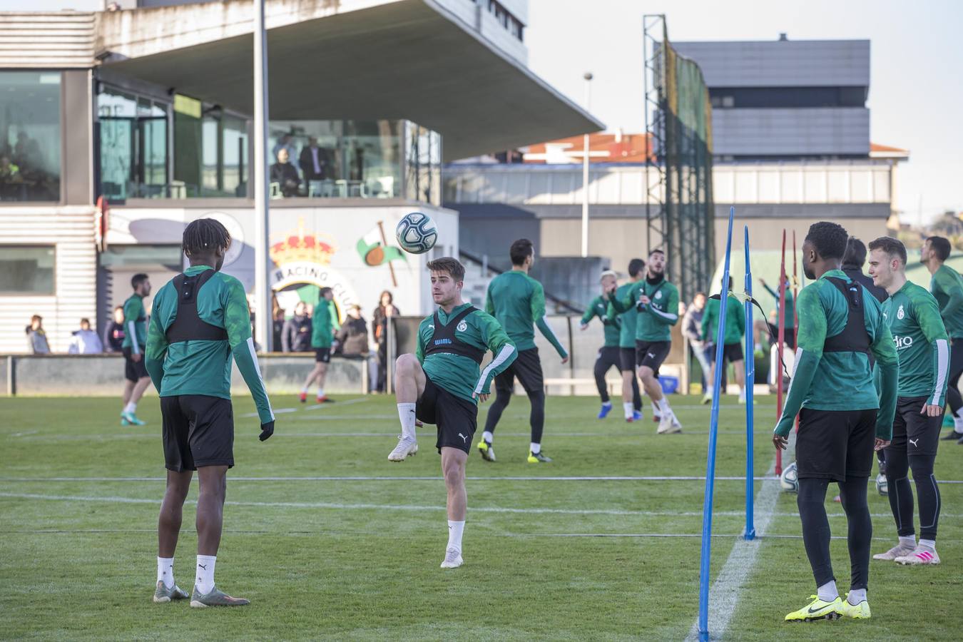 Fotos: Imágenes del entrenamiento del Racing de este sábado