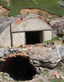 Imagen secundaria 2 - El Gobierno y Camaleño estudian la recuperación ambiental de la antigua mina de Áliva