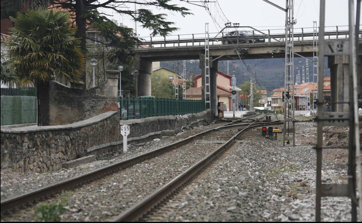 Adif inicia las expropiaciones para duplicar la vía en el tramo Renedo-Guarnizo