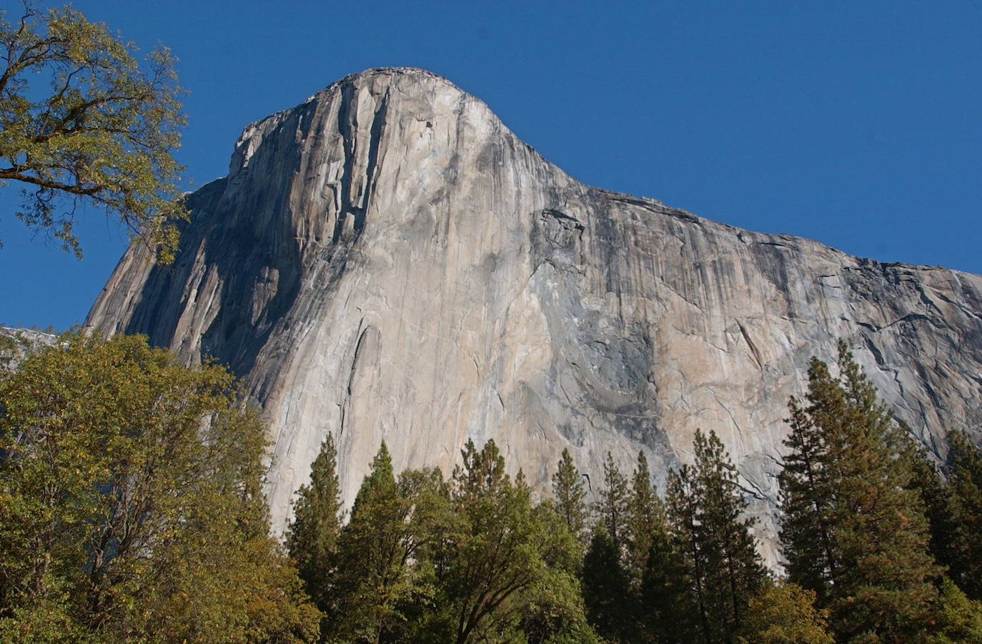 El Capitan, una pared de casi un kilómetro de altura.