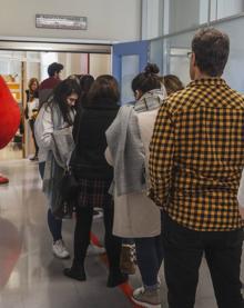 Imagen secundaria 2 - Los cántabros acuden en masa a donar sangre