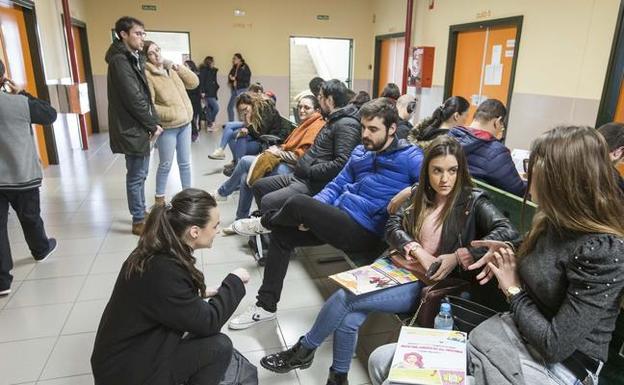 Cuatro horas «eternas» de examen