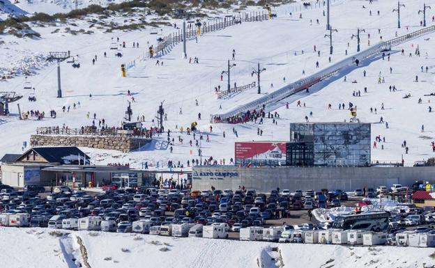 Imagen principal - Alto Campoo, a rebosar