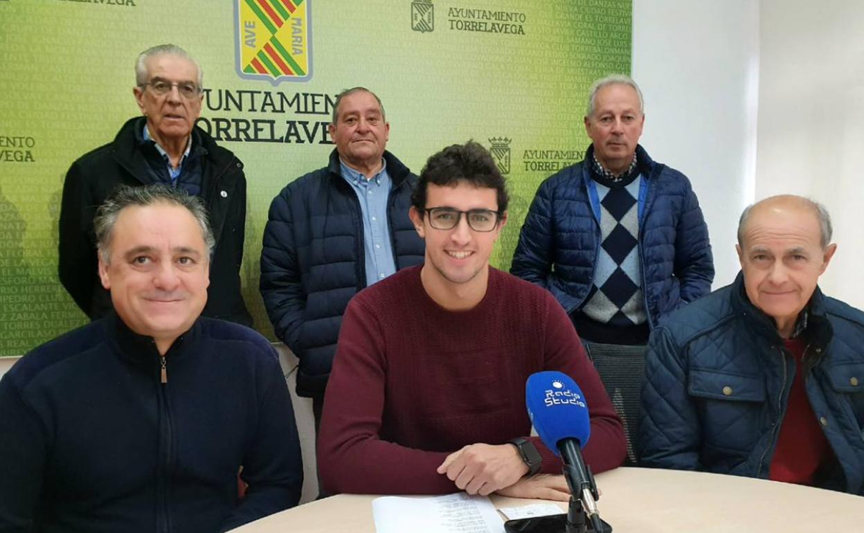 Comienza la XXXIII Liga de Invierno de Bolos de Torrelavega con la participación de ocho equipos