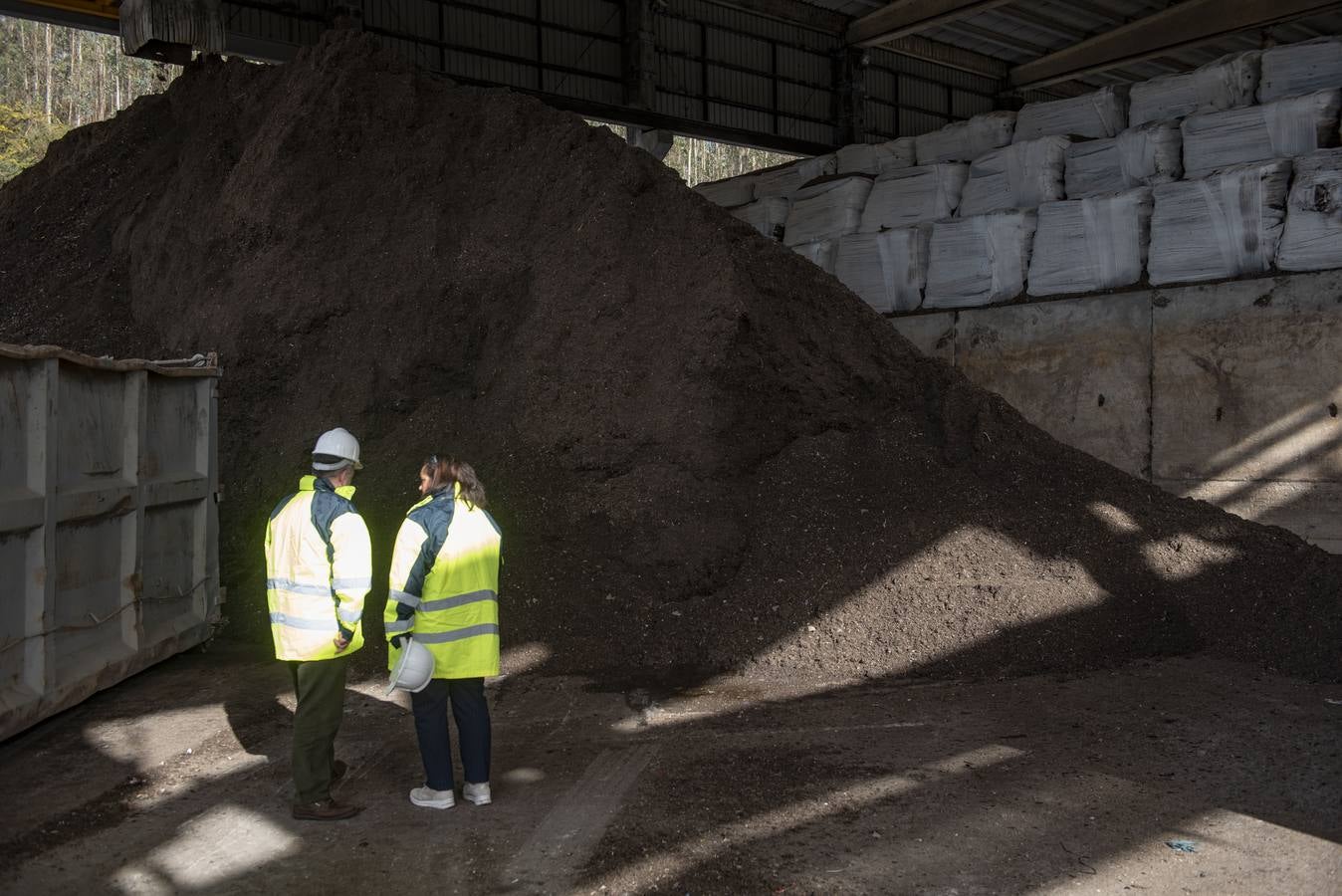 El centro procesa a día de hoy más de 230.000 toneladas de basura al año