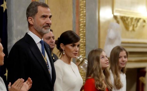 El Rey insta a los parlamentarios a que no conviertan España en un país de «unos contra otros»