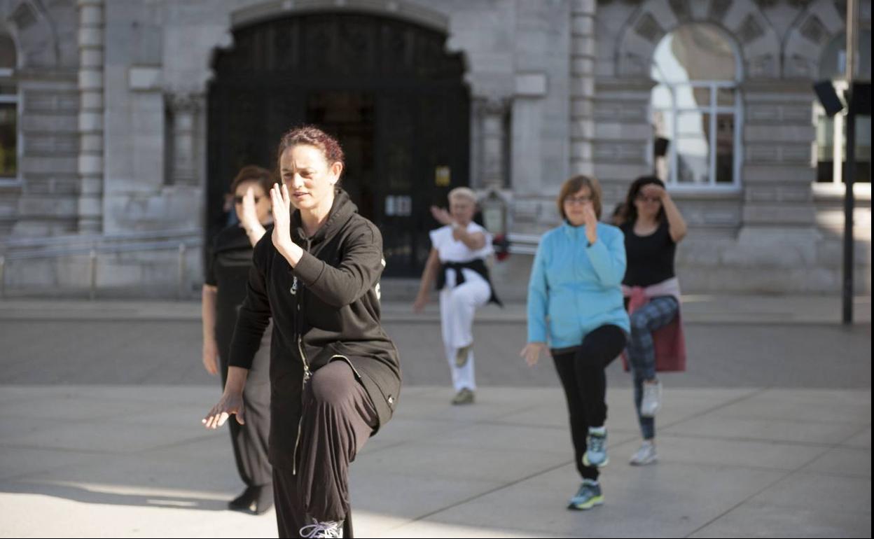 Clases de Tai Chi de Unate 