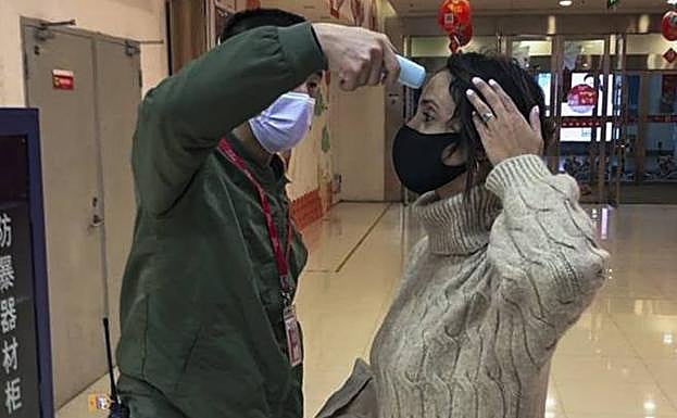 Se toma la temperatura en todos los establecimientos. 