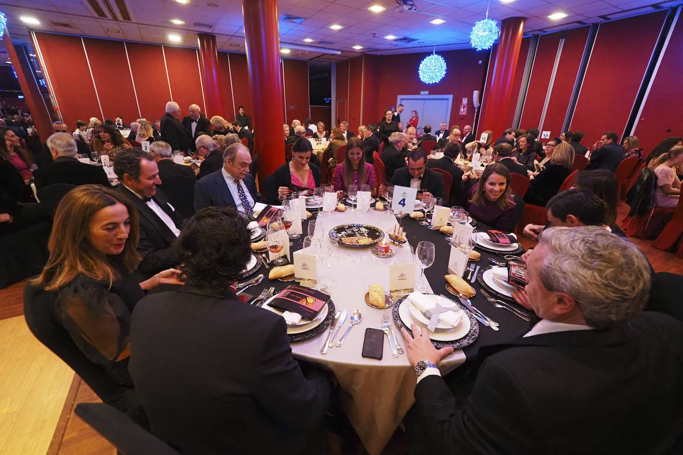 El Palacio del Mar acogió la entrega de los premios a los triunfadores de la pasada Feria de Santiago y la temporada taurina en Cantabria