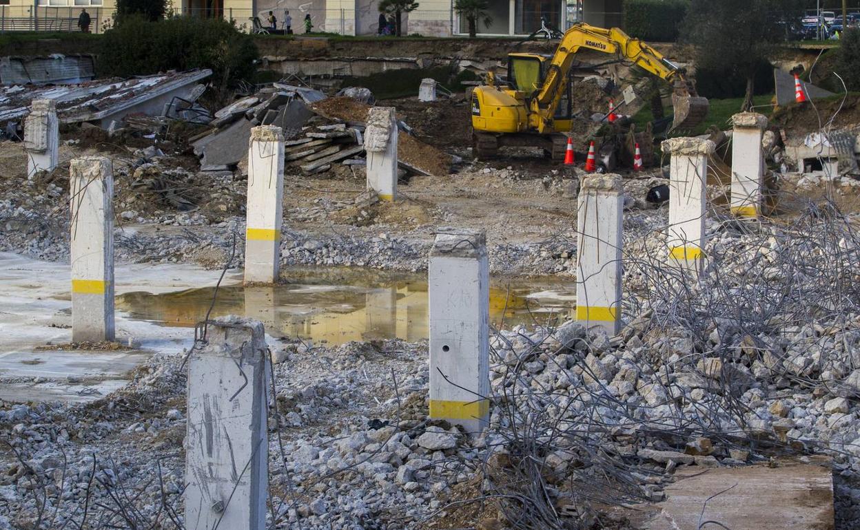 Comienza el desescombro de la zona donde se inició el desplome de Nueva Montaña